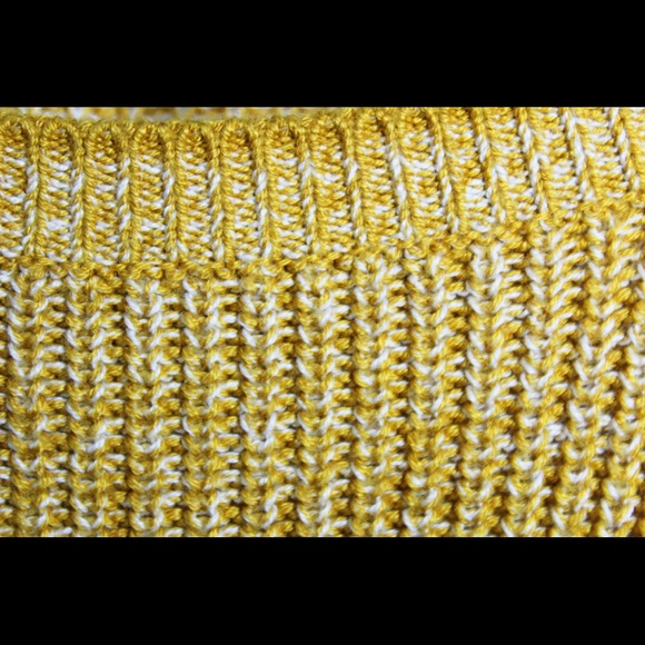 Mustard Topshop Knit Sweater - Size 8 - Picture 3 of 4